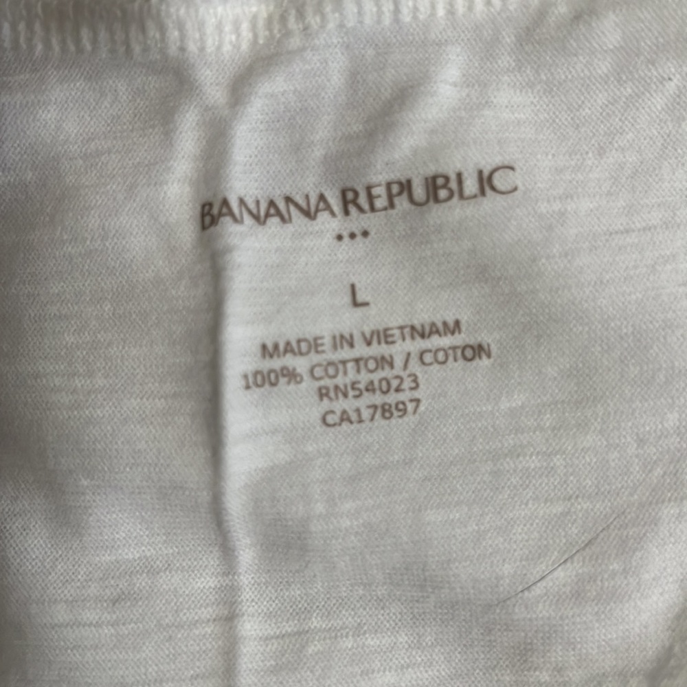 Banana Republic tee shirt, size L - Picture 3 of 4